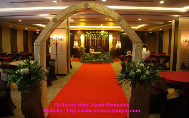 Orchardz Hotel Ayani