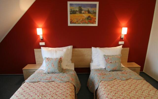 Hotel Chvalska Tvrz
