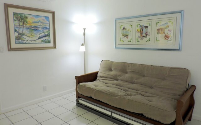 Southwinds Inn # 7 - One-bedroom