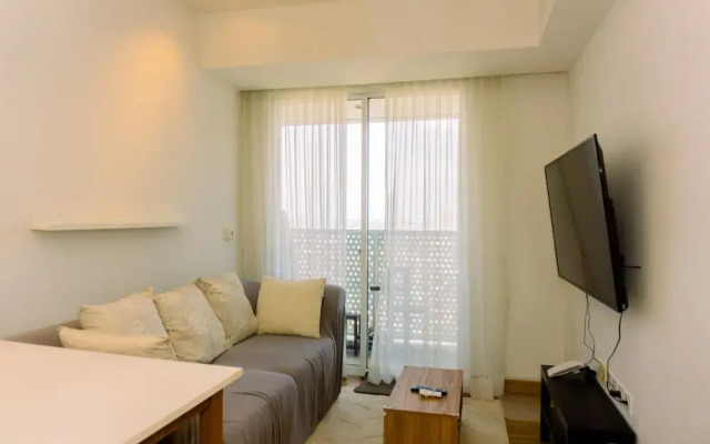 Full Furnished With Modern Design 1Br At West Vista Apartment