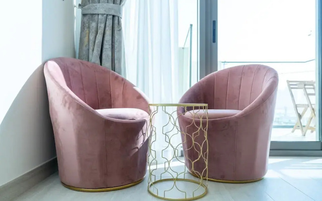 Wonderful Studio Apartment With Balcony at Farhad Azizi