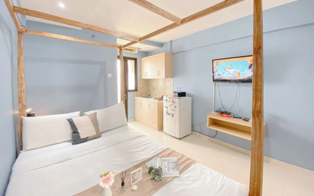 Cozy And Enjoy Living Studio Kebagusan City Apartment
