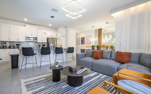 Wonderful 4Bd | Pool |Close To Disney | 2669