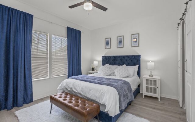 Wonderful Getaway EaDo 3BR Minutes to Downtown
