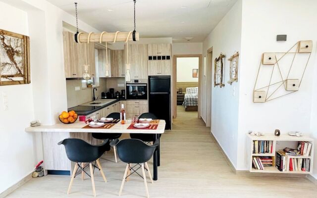 Phaedra House For Relaxing Holidays Near Platanias