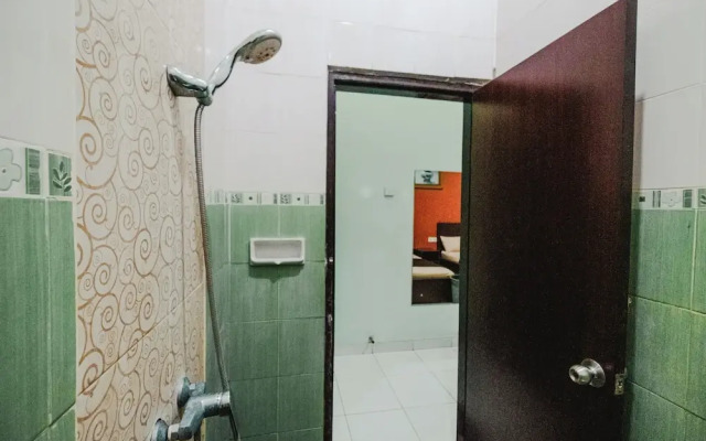 Hotel Mega Dana