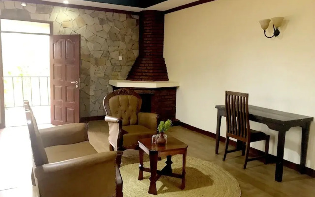 Enyati Lodge