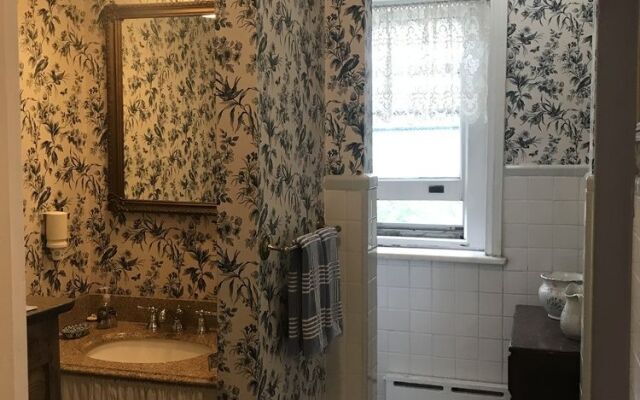 The Gables Bed and Breakfast Philadelphia