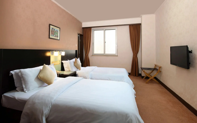 Xinhua Hotel