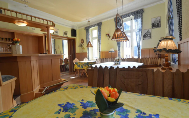 Zum Weissen Rï¿½ssel