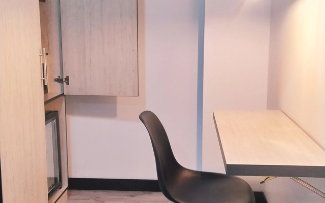 Hotel White Light House