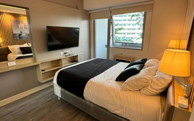 Elegantly designed Condominium in QC
