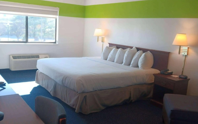 Ramada Limited Mount Sterling