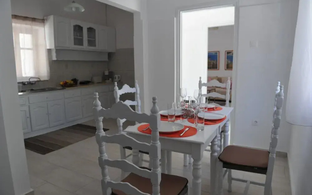 2 Bedrooms Holiday House, Kalymnos, Greece