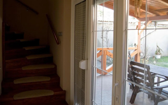 Bedi Apartmanház