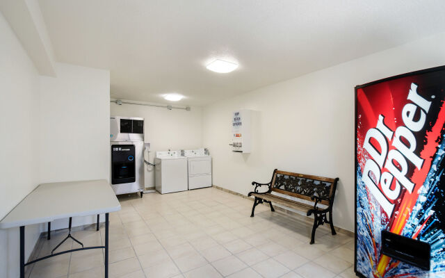 Motel 6 Charles Town, WV