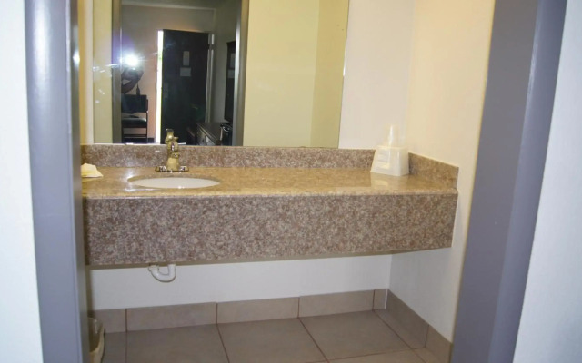 Executive Inn