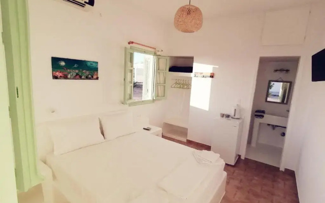 Sunset Studios & Rooms