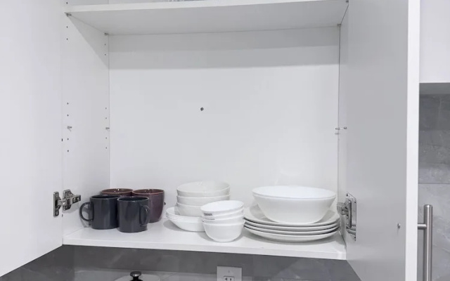Charming Family-friendly House Rental in Edmonton