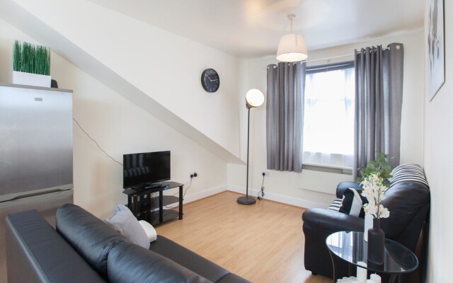 One Bedroom Flat in Harrow 64e