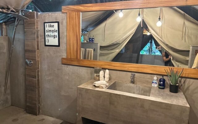 Curiol Boutique Hotel & Lounge