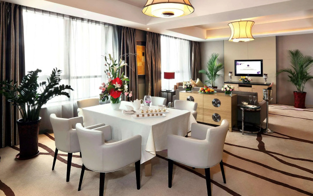Grand Mercure Jinan Sunshine