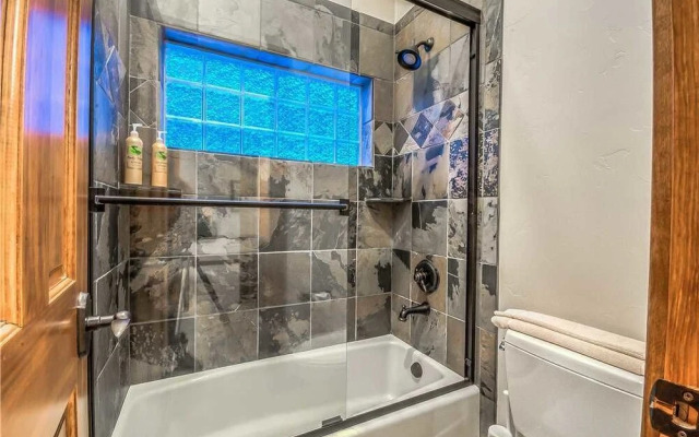 Soaring Eagle Chalet