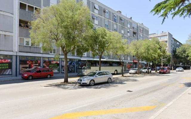 Modern Apartment Zara Gray
