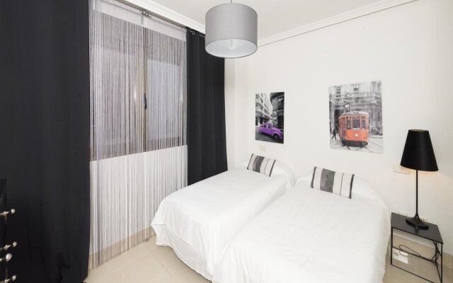 WooTravelling Plaza de Oriente HOMTELS