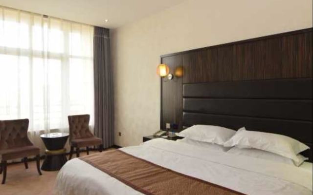 Luoyang Lidu Weike Hotel