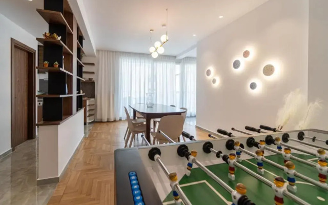 iKu Urban Apartment
