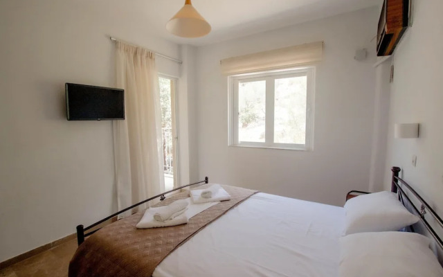 Akrotopi Apartments