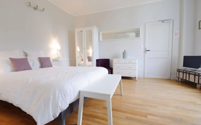 Villa Clément Sens Appart'hôtel