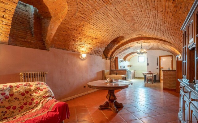 Beautiful Home in Vignale Monferrato With Wifi and 4 Bedrooms