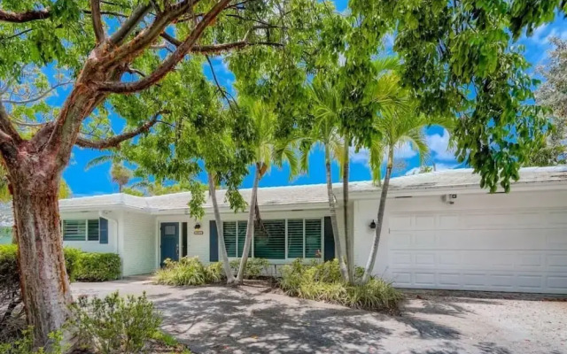 Bimini Breeze Vacation Home