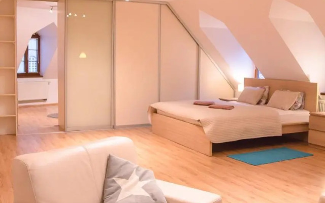 Old Town Apartment