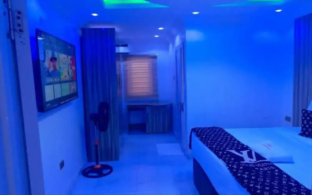 Global Signature Hotel and Resort