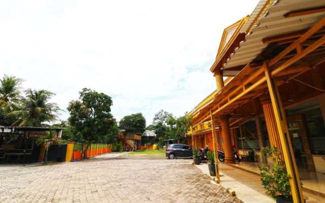 Ombey Guest House by ZUZU