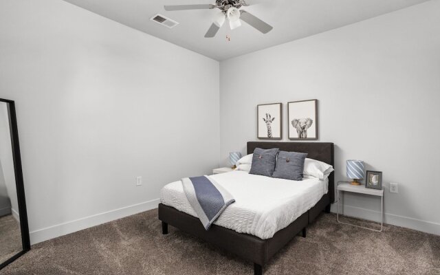 CozySuites at Notch