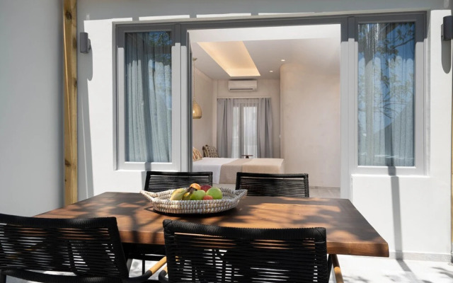 Thousand Stars Suites & Rooms