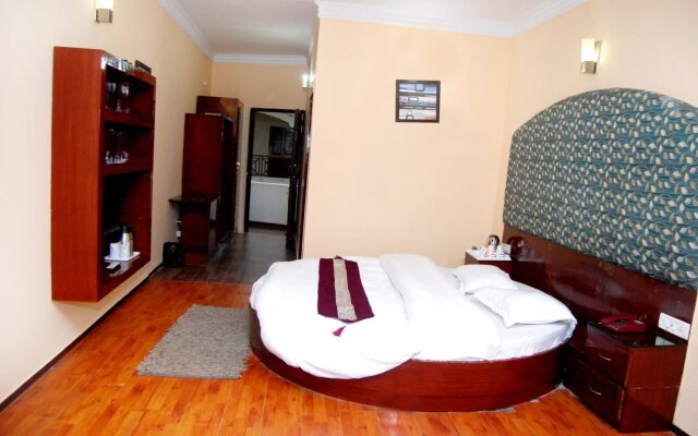 The Monal's Nest Resort