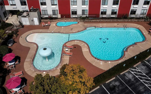 Red Lion Inn & Suites Hershey