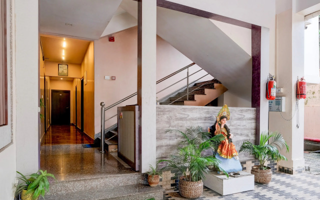 OYO Premium Beltola Tiniali