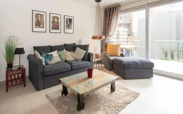 Apartment With Large Terrace in Mariakerke