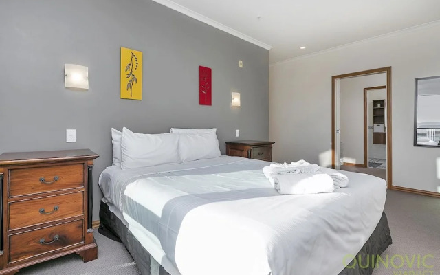 Qv Spacious Waterfront Apartment - 791