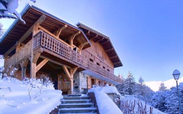 Apartments at Chalet Miravidi