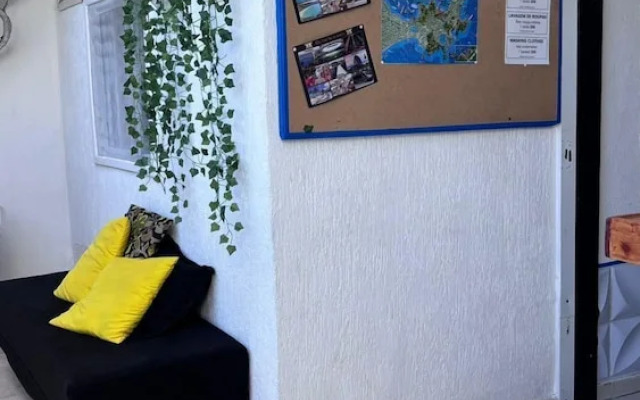 Primos Hostel & House