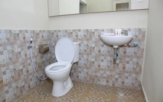 OYO 1656 Parama Su Hotel