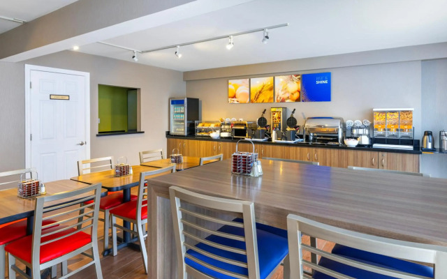 Comfort Inn Magnetic Hill