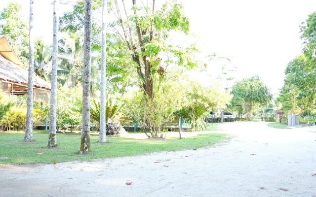 Sawasdee Lagoon Camping Resort